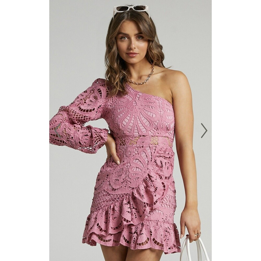 NWT Showpo. Kiss Me Quick One Shoulder Dress Size 6 Dusty Rose